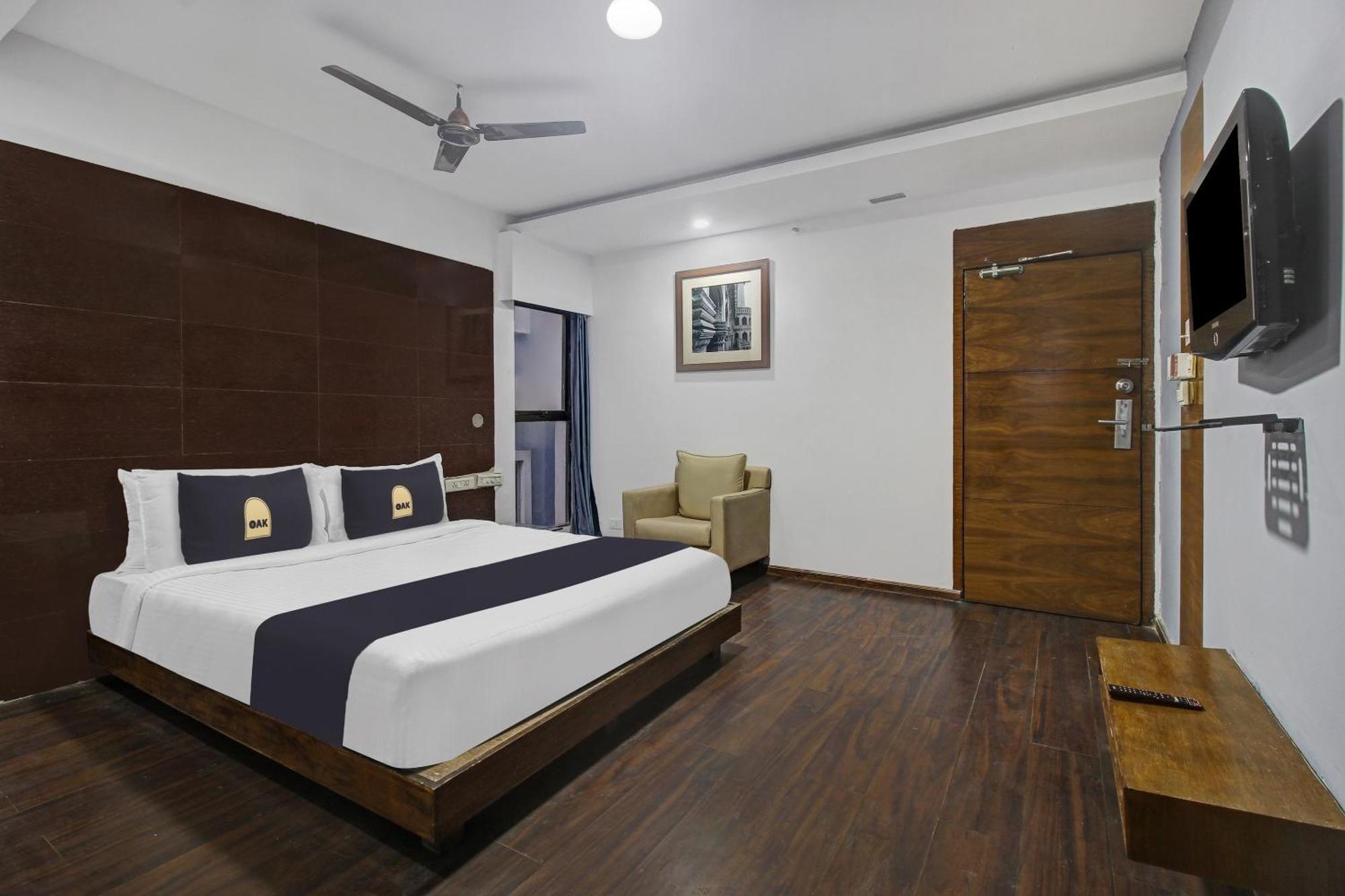 Townhouse Oak The Margi Hotel Near Yosufguda Metro Station Hyderabad Ngoại thất bức ảnh