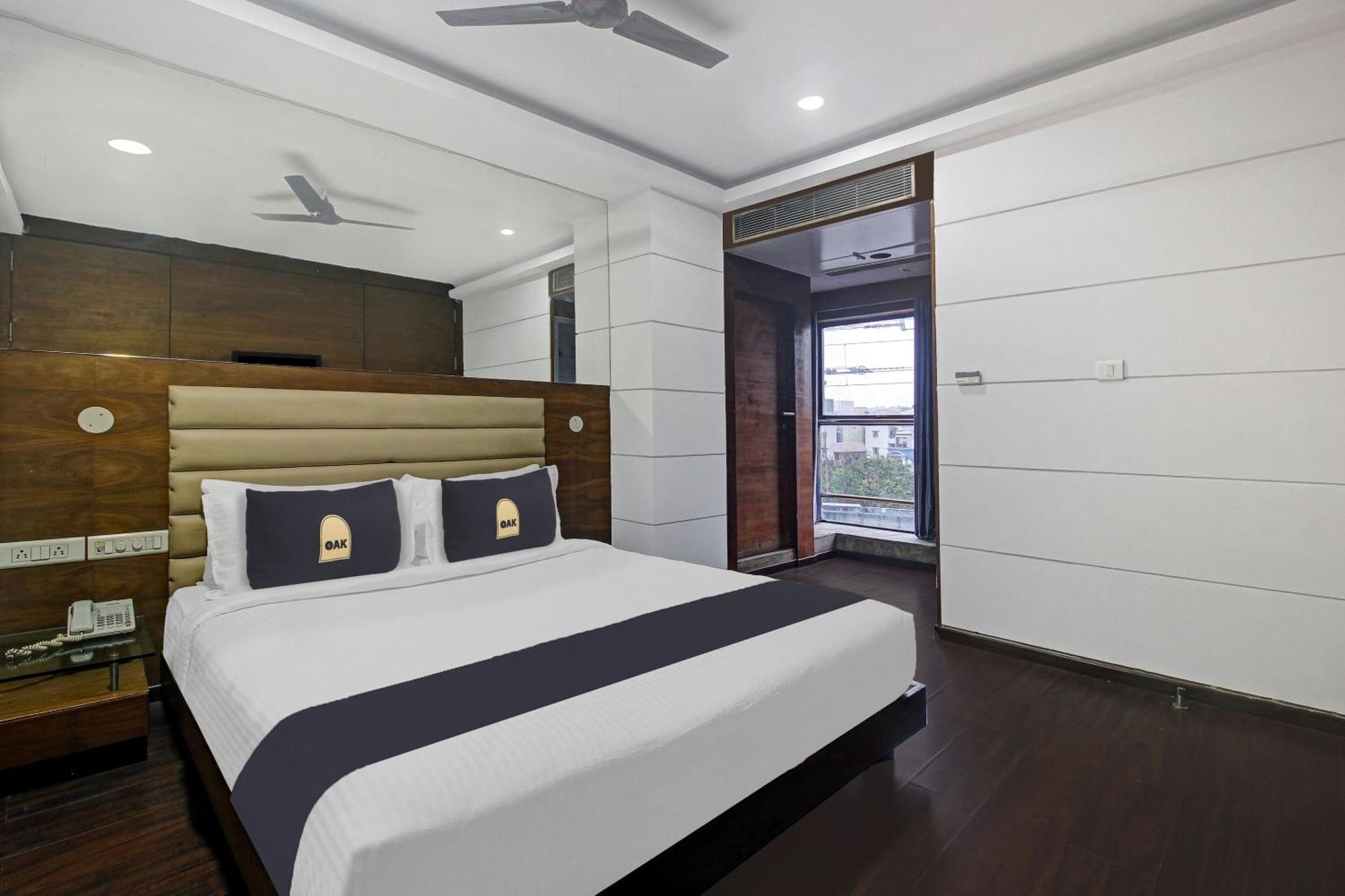Townhouse Oak The Margi Hotel Near Yosufguda Metro Station Hyderabad Ngoại thất bức ảnh
