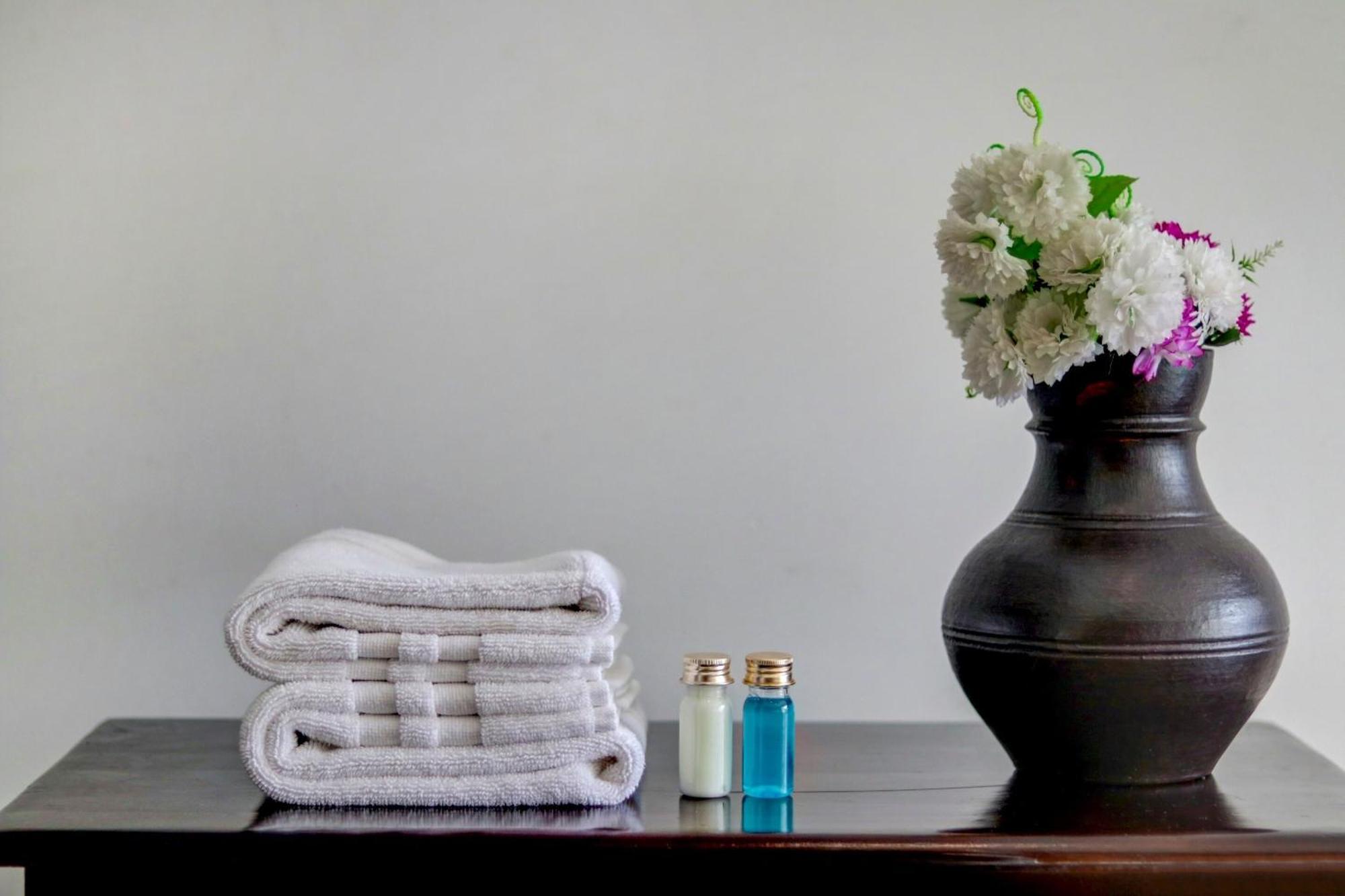 Townhouse Oak The Margi Hotel Near Yosufguda Metro Station Hyderabad Ngoại thất bức ảnh