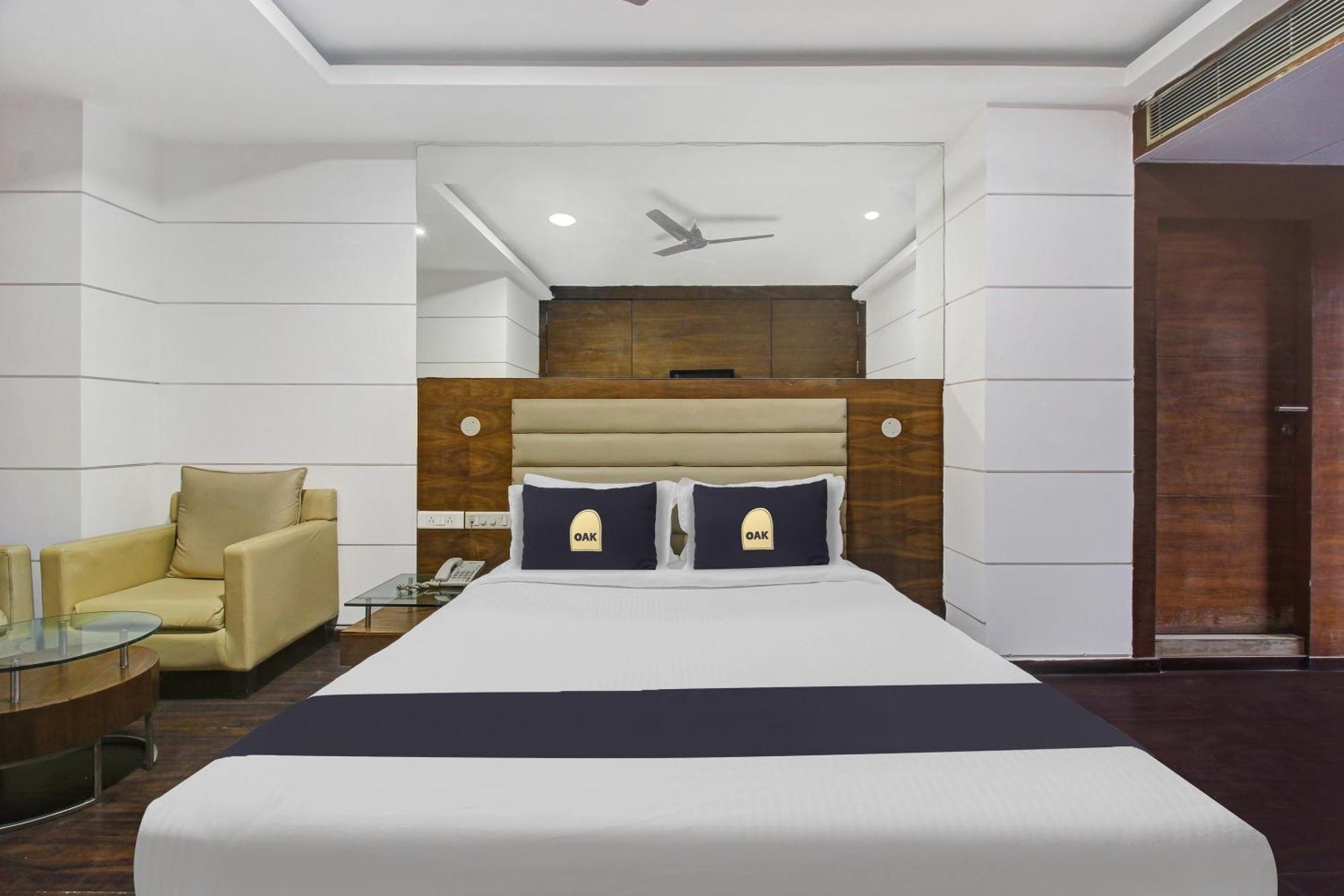 Townhouse Oak The Margi Hotel Near Yosufguda Metro Station Hyderabad Ngoại thất bức ảnh